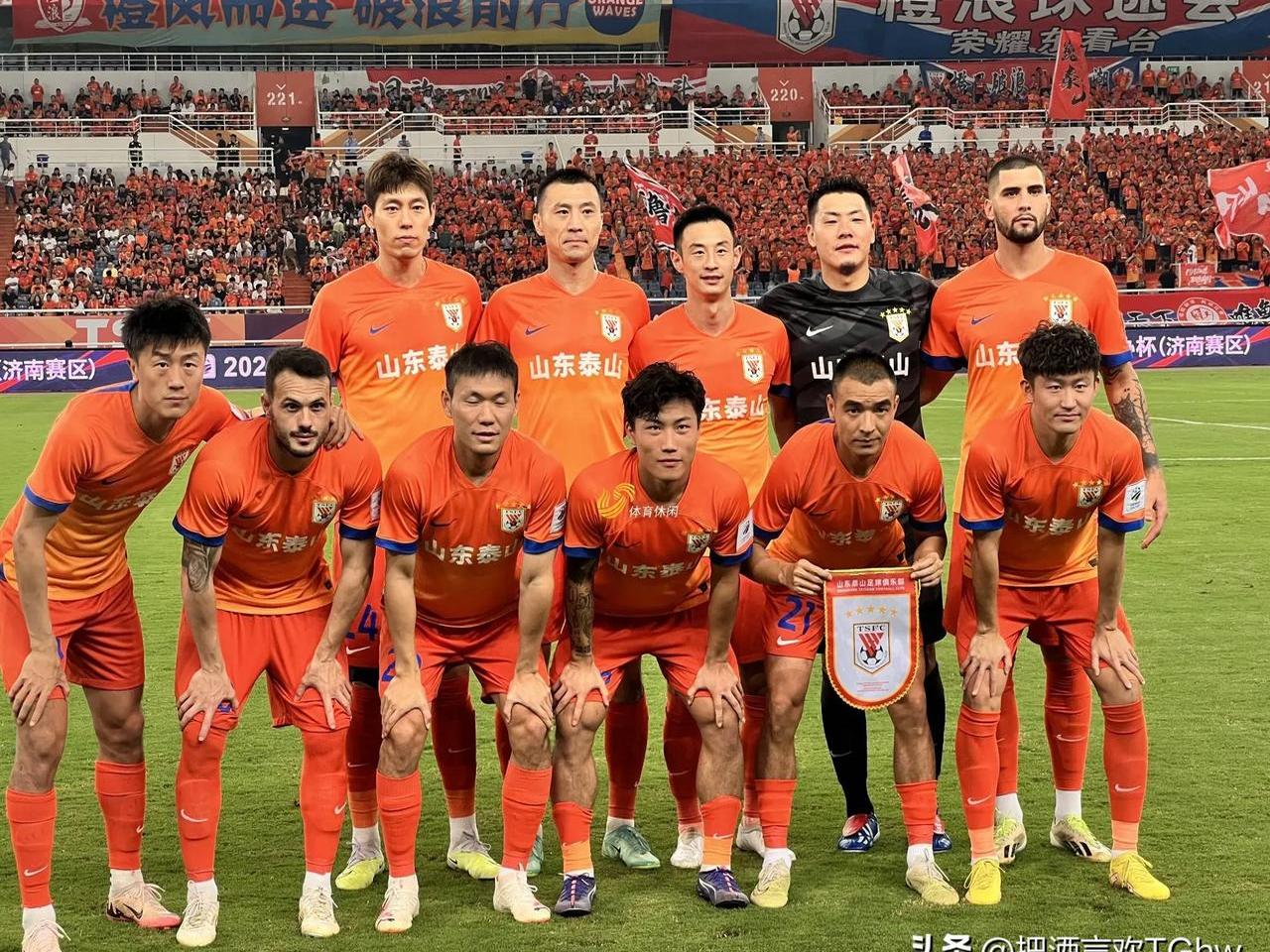 青岛黄海客场作战，挑战上海申鑫实力的简单介绍